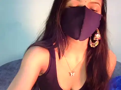 Snapshot of Cute_Alaina chatting on 02.04.25 Cute Alaina online show from 02.04.25
