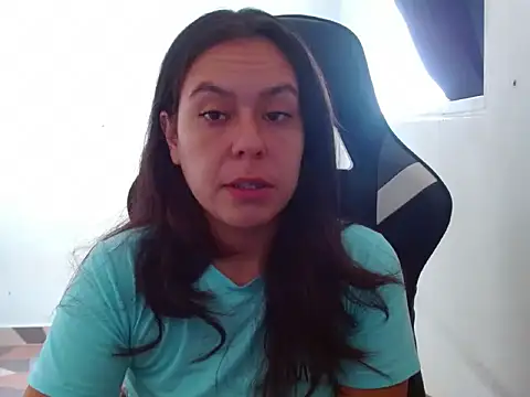 Snapshot of Hard_innocence chatting on 11.09.25 Hard innocence online show from 11.09.25