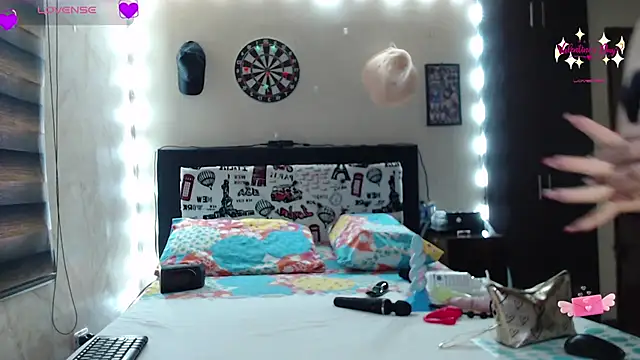 Rachell 111 online show from 02.25.25