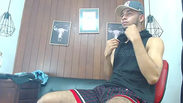 Snapshot of jhon_ath chatting on 03.21.25 jhon ath online show from 03.21.25