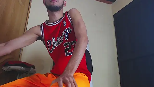 Snapshot of jhon_ath chatting on 10.31.25 jhon ath online show from 10.31.25