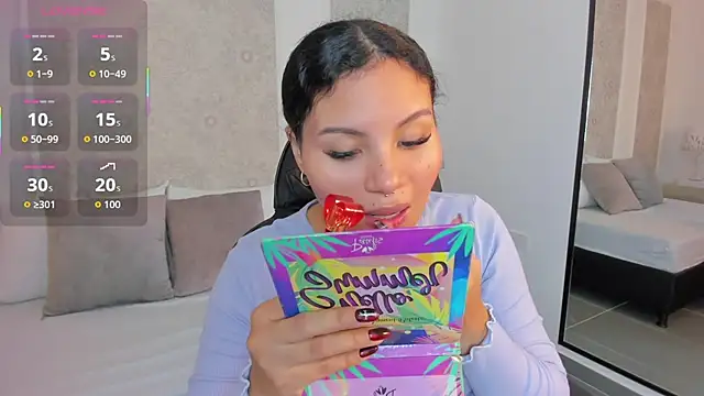 Snapshot of dulce_natyy chatting on 10.29.25 dulce natyy online show from 10.29.25