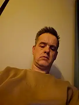 Snapshot of Hectorthyssen1 chatting on 01.18.25 Hectorthyssen1 online show from 01.18.25