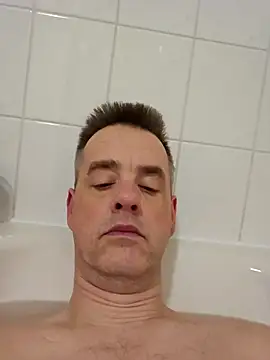 Snapshot of Hectorthyssen1 chatting on 02.08.25 Hectorthyssen1 online show from 02.08.25