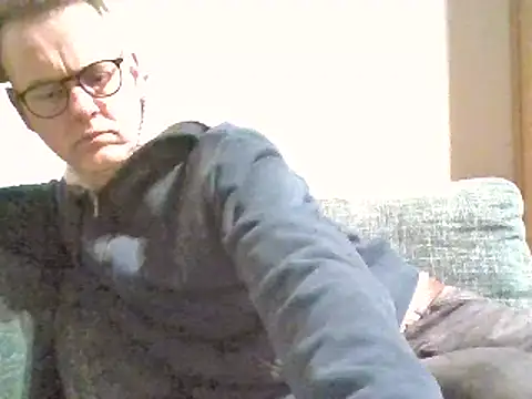 Snapshot of Hectorthyssen1 chatting on 02.09.25 Hectorthyssen1 online show from 02.09.25