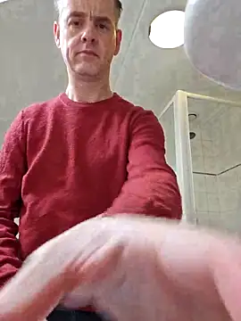 Snapshot of Hectorthyssen1 chatting on 02.28.25 Hectorthyssen1 online show from 02.28.25