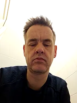 Snapshot of Hectorthyssen1 chatting on 03.01.25 Hectorthyssen1 online show from 03.01.25