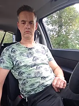 Snapshot of Hectorthyssen1 chatting on 09.26.25 Hectorthyssen1 online show from 09.26.25