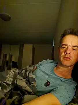 Snapshot of Hectorthyssen1 chatting on 10.04.25 Hectorthyssen1 online show from 10.04.25