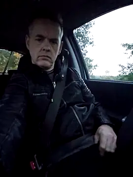 Snapshot of Hectorthyssen1 chatting on 10.29.25 Hectorthyssen1 online show from 10.29.25