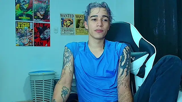 Snapshot of Zacktk7 chatting on 03.05.25 Zacktk7 online show from 03.05.25