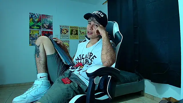 Snapshot of Zacktk7 chatting on 03.14.25 Zacktk7 online show from 03.14.25