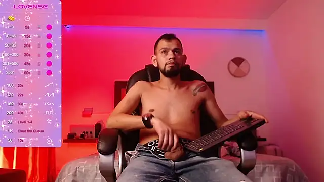 Snapshot of Bedobigcock chatting on 12.07.24 Bedobigcock online show from 12.07.24