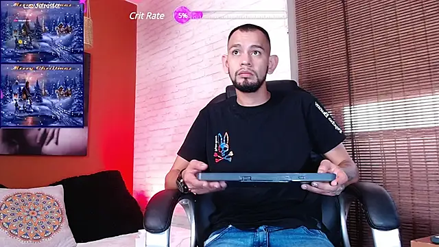 Snapshot of Bedobigcock chatting on 12.16.24 Bedobigcock online show from 12.16.24