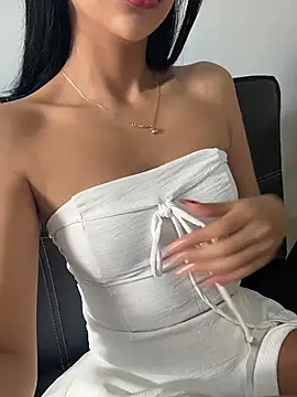 Baby Niels online show from 12.20.25