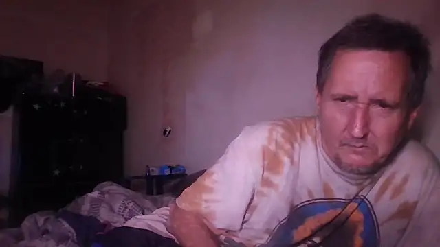 Snapshot of George48 chatting on 11.21.25 George48 online show from 11.21.25