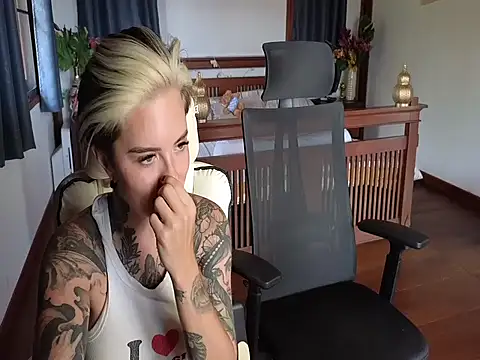 Alexandersonxo online show from 03.18.26