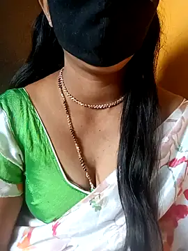 Snapshot of sweet-mahi chatting on 12.04.24 sweet-mahi online show from 12.04.24