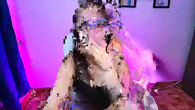 mariaan m  online show from 10.27.25