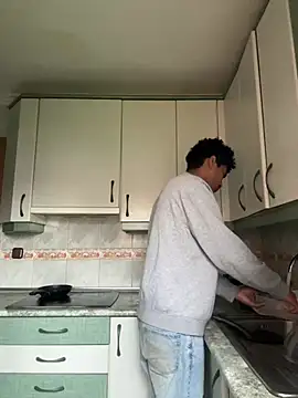 Ryan-hot online show from 03.17.25