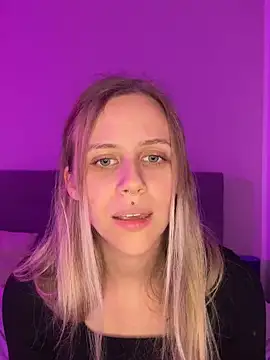 lunawolf21 online show from 12.08.24