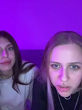 lunawolf21 online show from 01.14.25