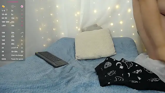 Niuk mei online show from 01.31.26