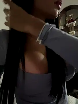 Snapshot of Lolitacooper chatting on 12.03.25 Lolitacooper online show from 12.03.25