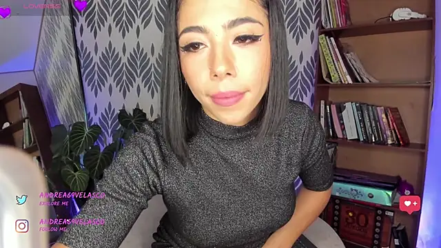 Snapshot of AndreaVelasco chatting on 02.05.25 AndreaVelasco online show from 02.05.25