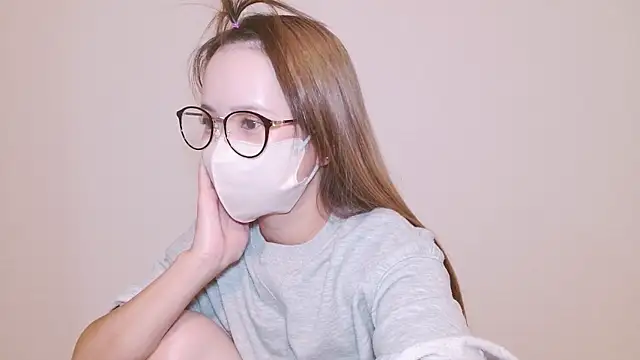 Snapshot of _hina_chan_ chatting on 06.25.26 hina chan online show from 06.25.26