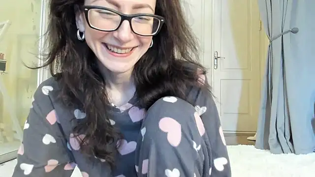 Baby Jewel online show from 01.08.25