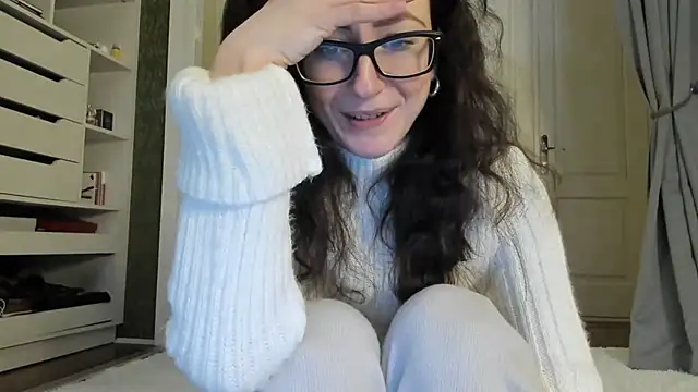 Baby Jewel online show from 02.19.25