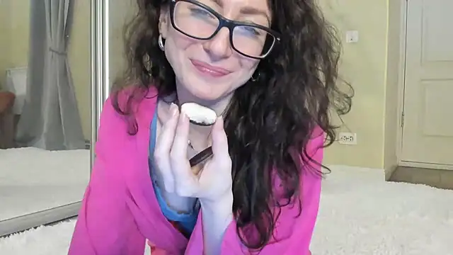 Baby Jewel online show from 03.11.25