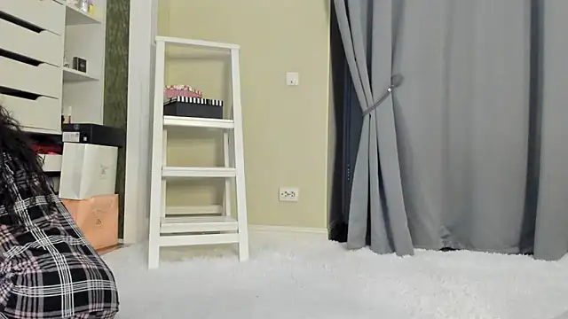 Baby Jewel online show from 10.21.25