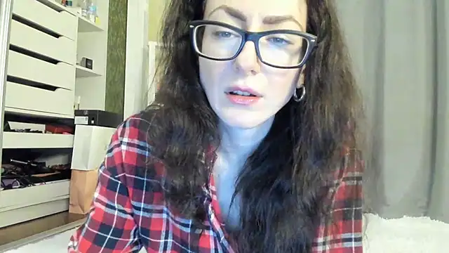 Baby Jewel online show from 10.22.25