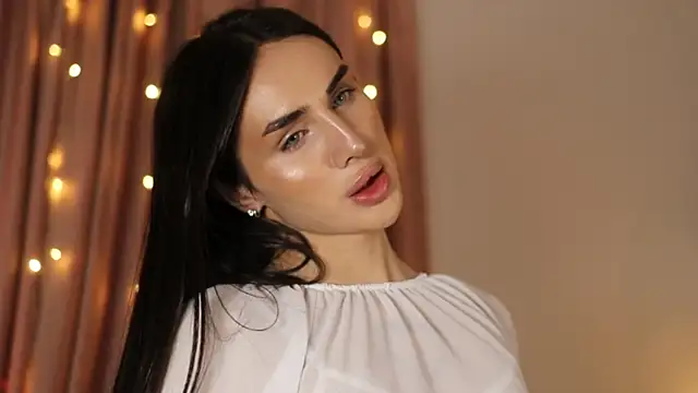 Kim Oberlin  online show from 12.18.24