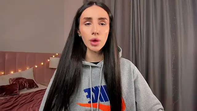 Kim Oberlin  online show from 01.13.26