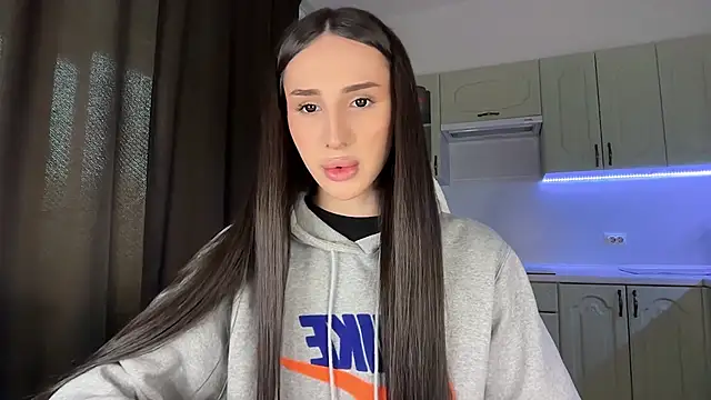 Kim Oberlin  online show from 02.24.26