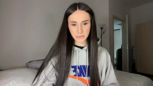 Kim Oberlin  online show from 03.04.26