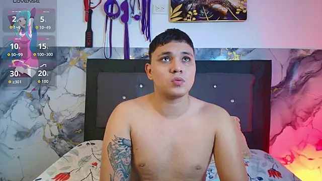 couple lovelyds online show from 04.05.26