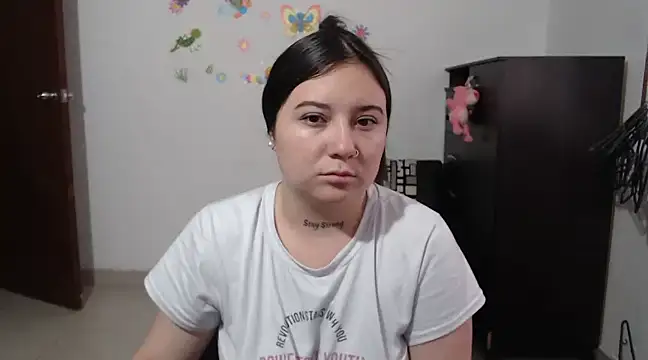 Snapshot of allison_11p chatting on 12.09.24 allison 11p online show from 12.09.24