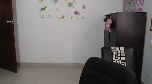 Snapshot of allison_11p chatting on 12.21.24 allison 11p online show from 12.21.24