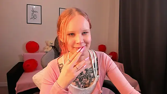 Snapshot of boostyboobs chatting on 03.12.25 boostyboobs online show from 03.12.25
