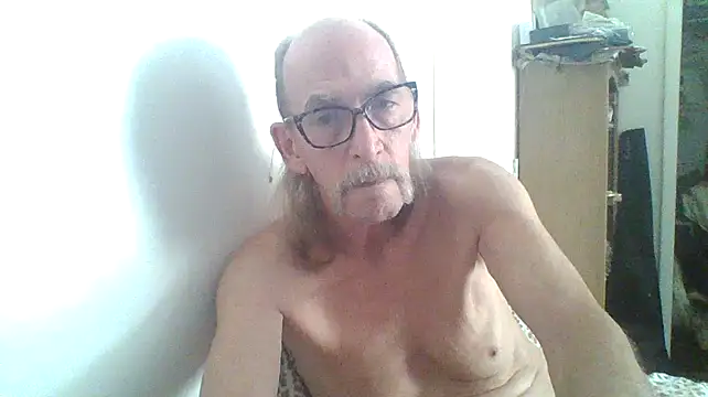 friendlychat1 online show from 09.29.25