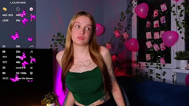 Sweet Evva online show from 02.10.25