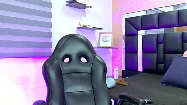 Sofia martiin online show from 11.07.25