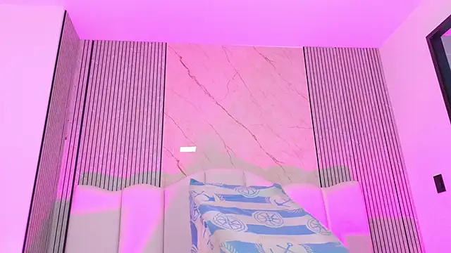 Sofia martiin online show from 04.14.26