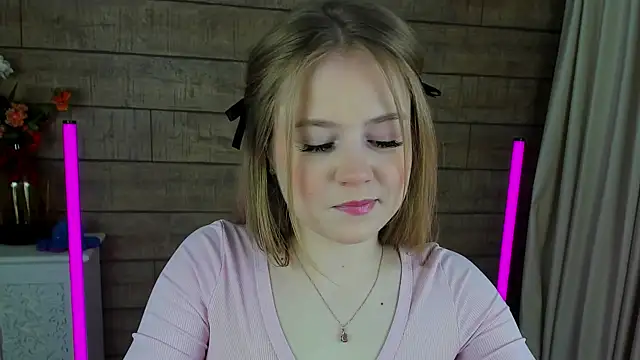 Snapshot of SelinSwarovski chatting on 03.01.25 SelinSwarovski online show from 03.01.25