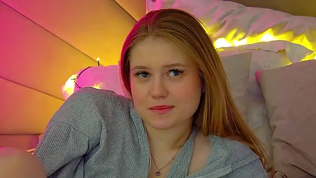 Snapshot of SelinSwarovski chatting on 03.03.25 SelinSwarovski online show from 03.03.25