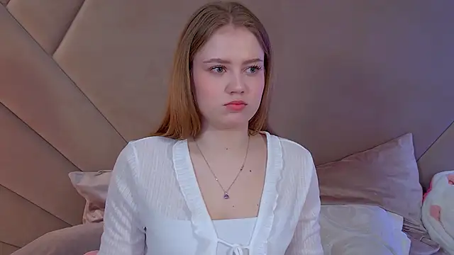 Snapshot of SelinSwarovski chatting on 12.03.25 SelinSwarovski online show from 12.03.25